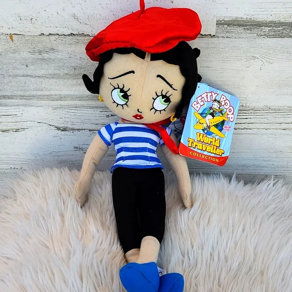 NWT BETTY BOOP FRENCH WORLD TRAVELLER COLLECTION - Picture 2 of 10
